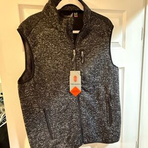 New with tags! Free Country Black Zip-Up Vest
